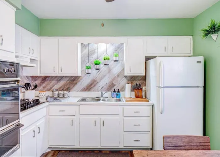 2Br Near Ohare Oak Park Coffee Nook